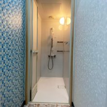 厚木市T様社宅　老朽化した浴室を爽やかなシャワールームに変身！